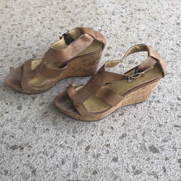 Nine West Entireo Faux Leather Sandal Wedges - Picture 3 of 7